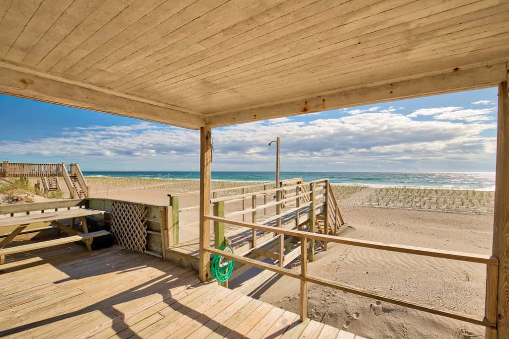 TB1419 Gresham - Topsail Beach