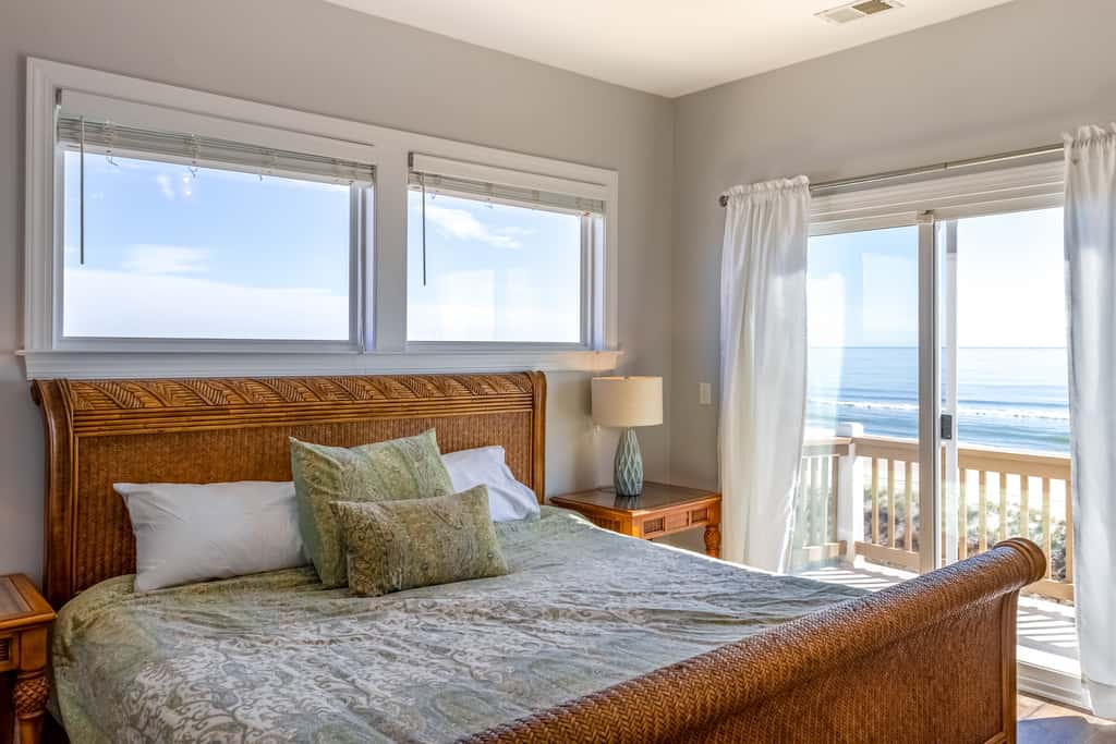 CB21 The Herons Hideaway - Oceanfront