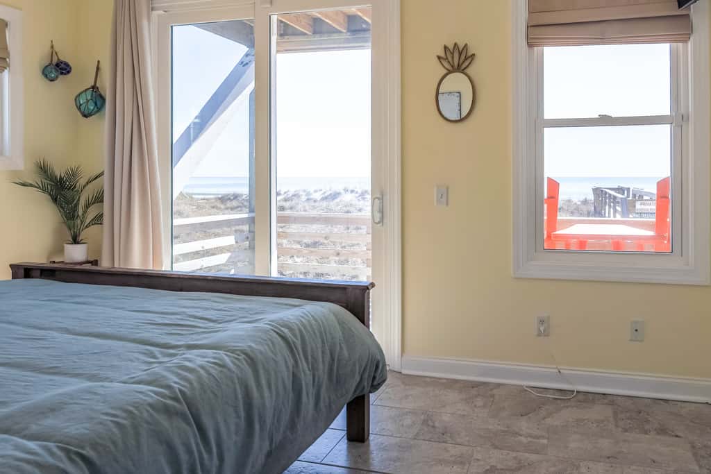 CB21 The Herons Hideaway - Oceanfront