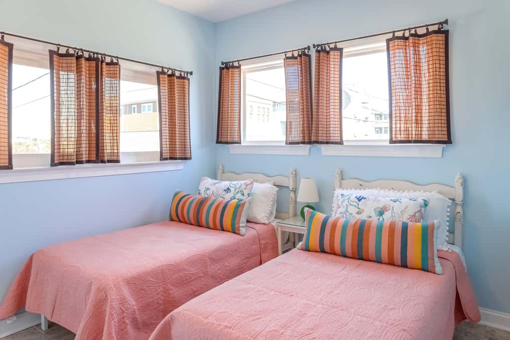 CB21 The Herons Hideaway - Oceanfront