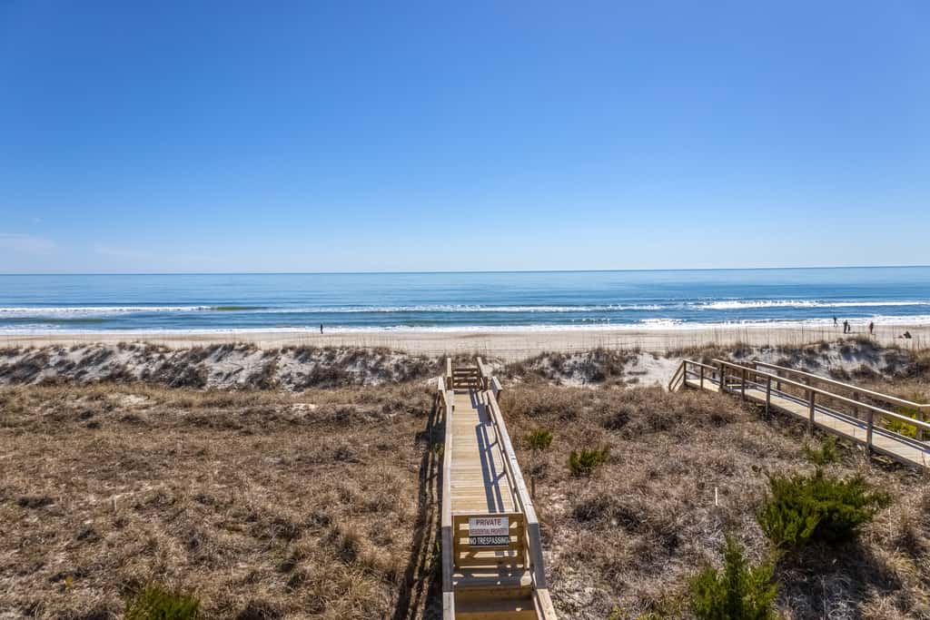 CB21 The Herons Hideaway - Oceanfront