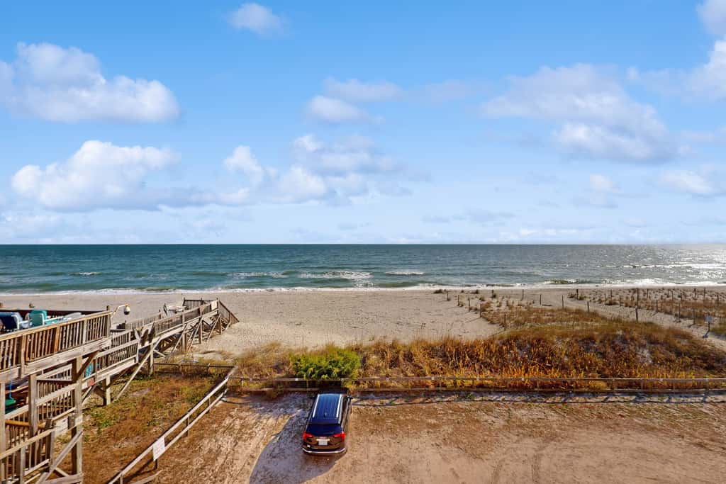 CB79 Carolina Beachfront Beauty