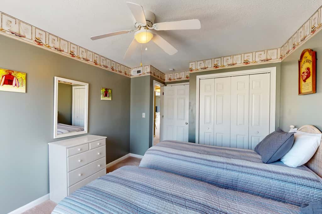 CB79 Carolina Beachfront Beauty