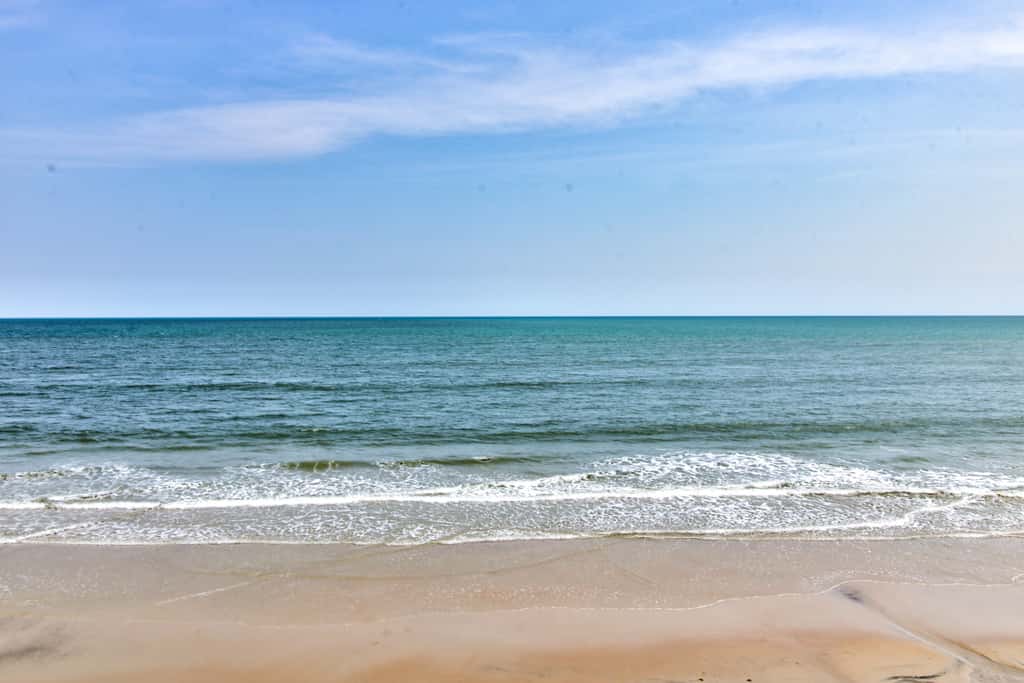NTBTR329 Totally Topsail