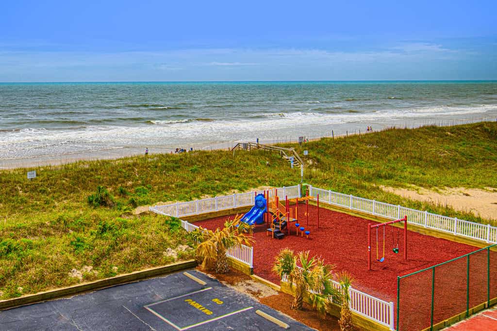 Oceanfront St. Regis gem with resort pool, fitness center, sauna & beach access