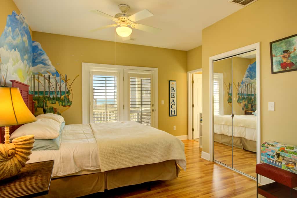 NTB6805 Noontime Escape