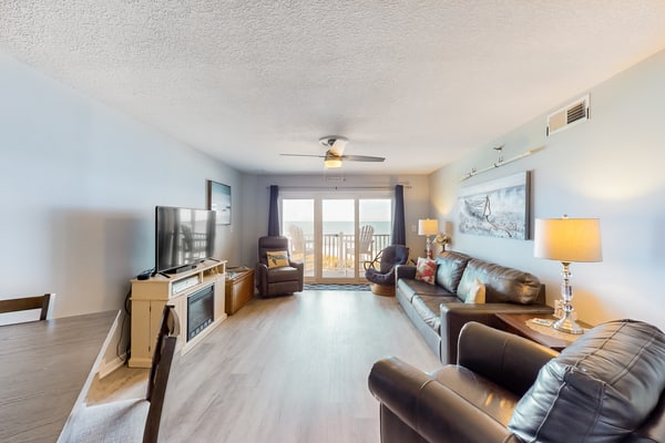 Topsail Dunes condo with oceanfront vistas - beach access & beachfront pool