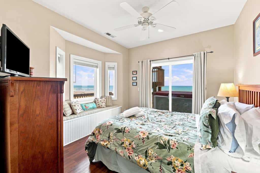 NTBHC412 Come Sail Away