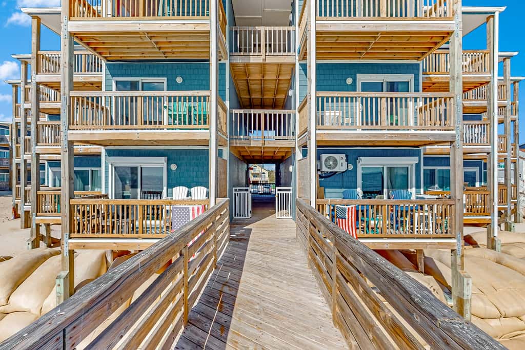 NTBTR109 Topsail Reef 109