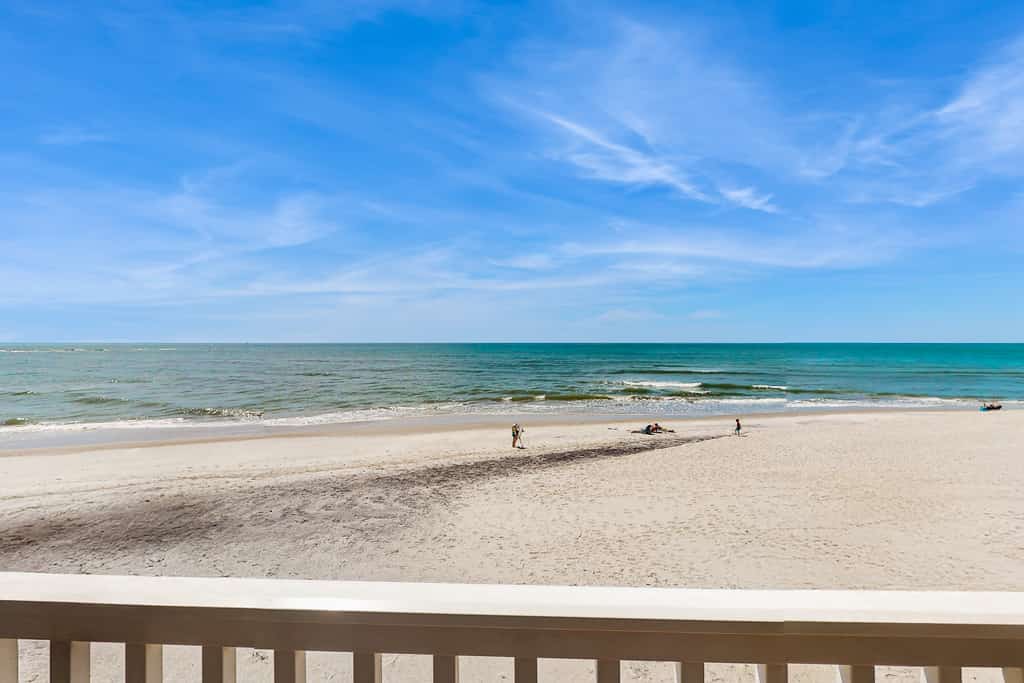 Dog-friendly oceanfront home with direct beach access and close to attractions