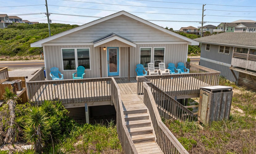 Oceanfront home with private beach access & outdoor shower - dog-friendly