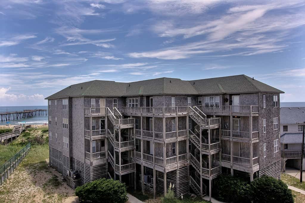 AVIK5 Beach Glass Terrace  #5-IC