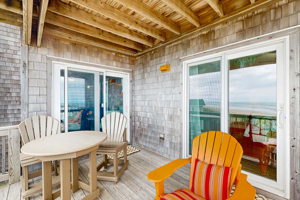AVIK5 Beach Glass Terrace  #5-IC