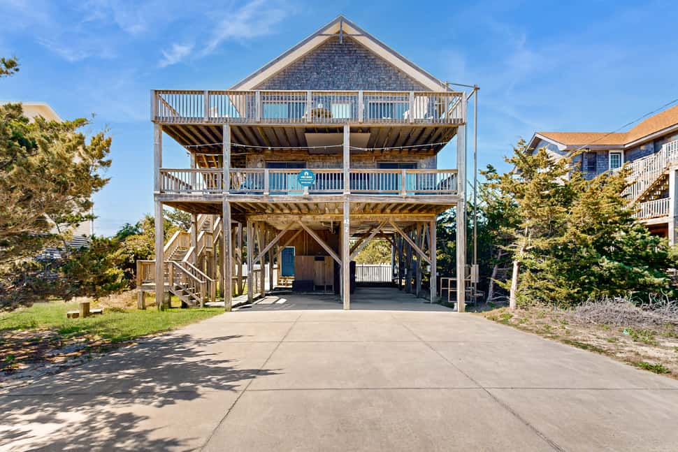 AVKS242 Sun Daze #42-2 | 4 Bed Avon, NC House | Vacasa