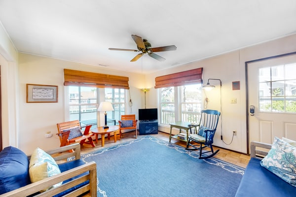 Waterfront home on a scenic canal with a dock, screened porch & fast WiFi