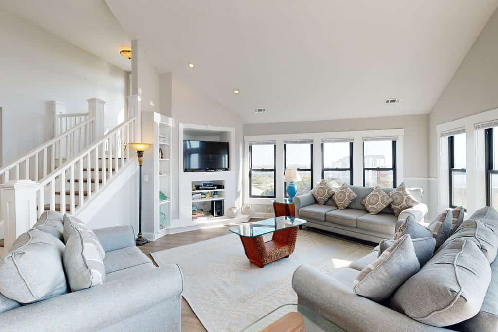 Stunning sound-front home with private hot tub, outdoor pool, & beach access