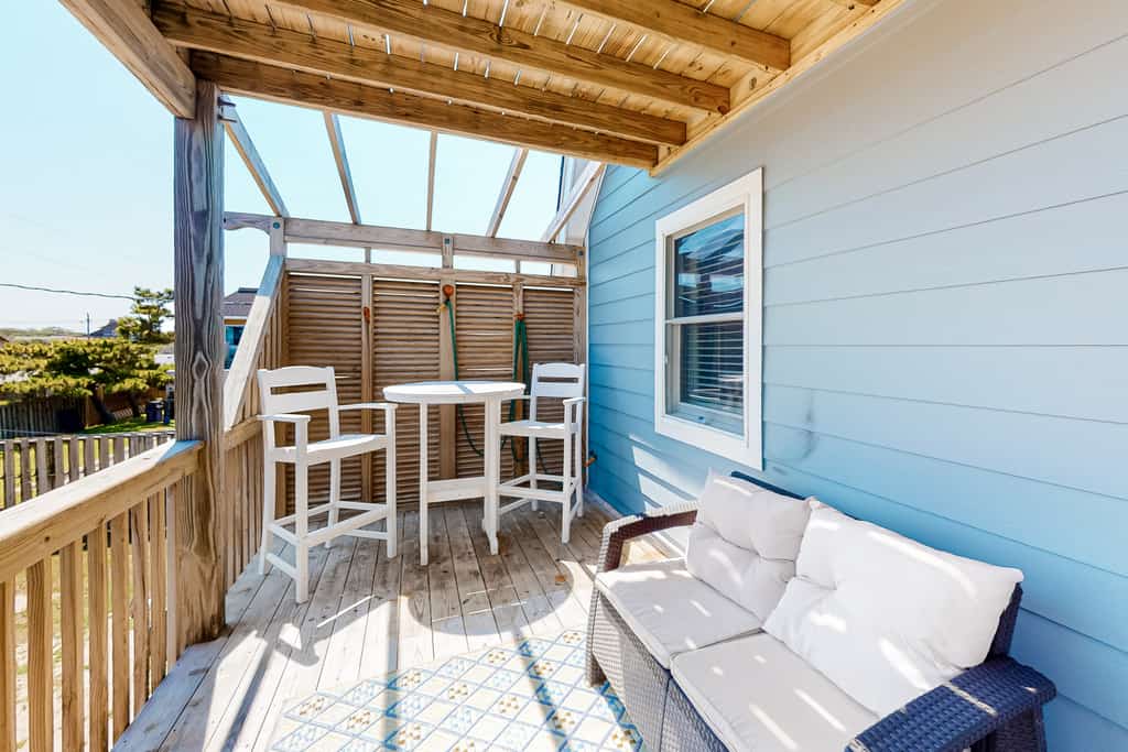 Coastal home with three decks, outdoor shower, AC, & W/D - near beach