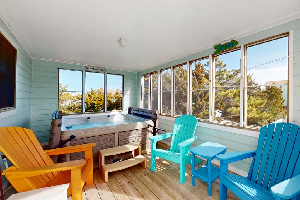 AVHC41 Outrigger Cottage on Hatteras Island