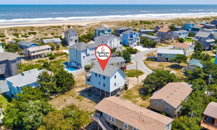 Bright island home with pool, private hot tub, deck with views, AC, & W/D