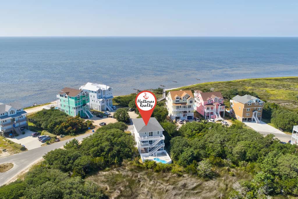 Easy 'n Breezy: Sound access/views, private pool, hot tub