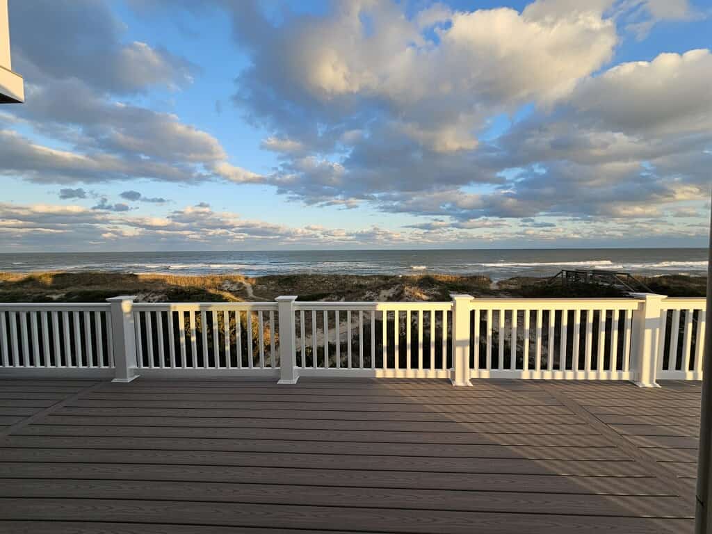 Aah View 242: Dog-friendly oceanfront home with amazing views