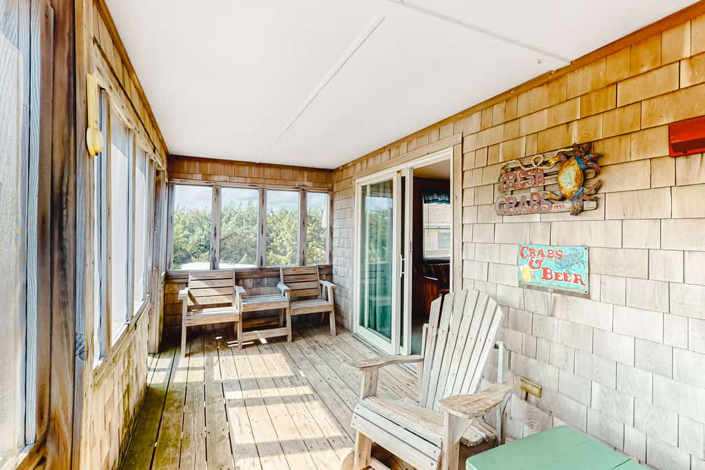 Catherine by the Sea 797: Ocean & sound view w/roof deck