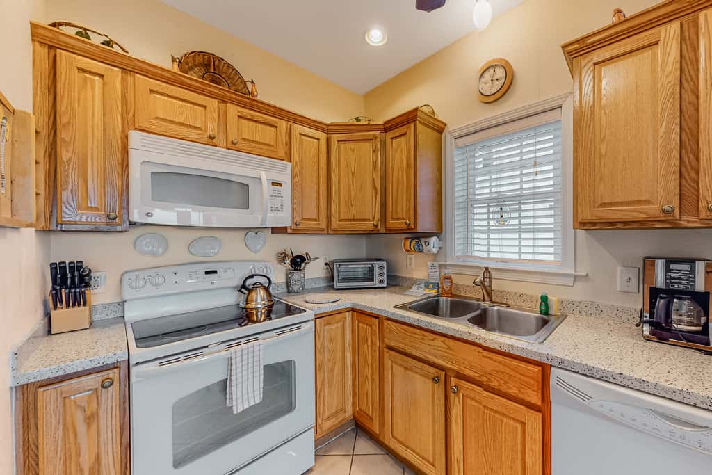 HADS806 Hatteras Hospitality 806 #101DS-H
