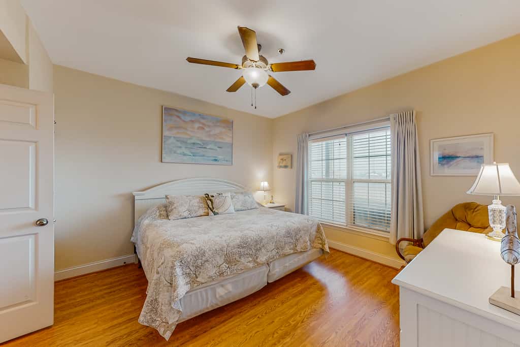 HADS806 Hatteras Hospitality 806 #101DS-H