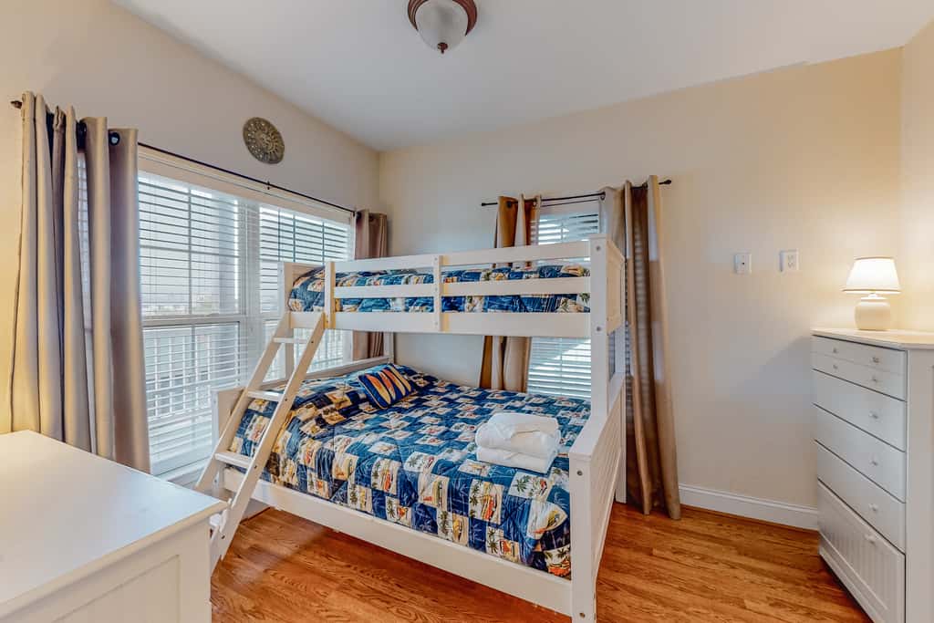 HADS806 Hatteras Hospitality 806 #101DS-H