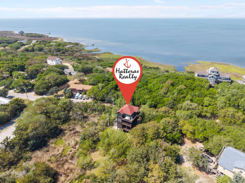 Perfect Retreat with Private Hot Tub, Panoramic Views, Full Kitchen pet-friendly