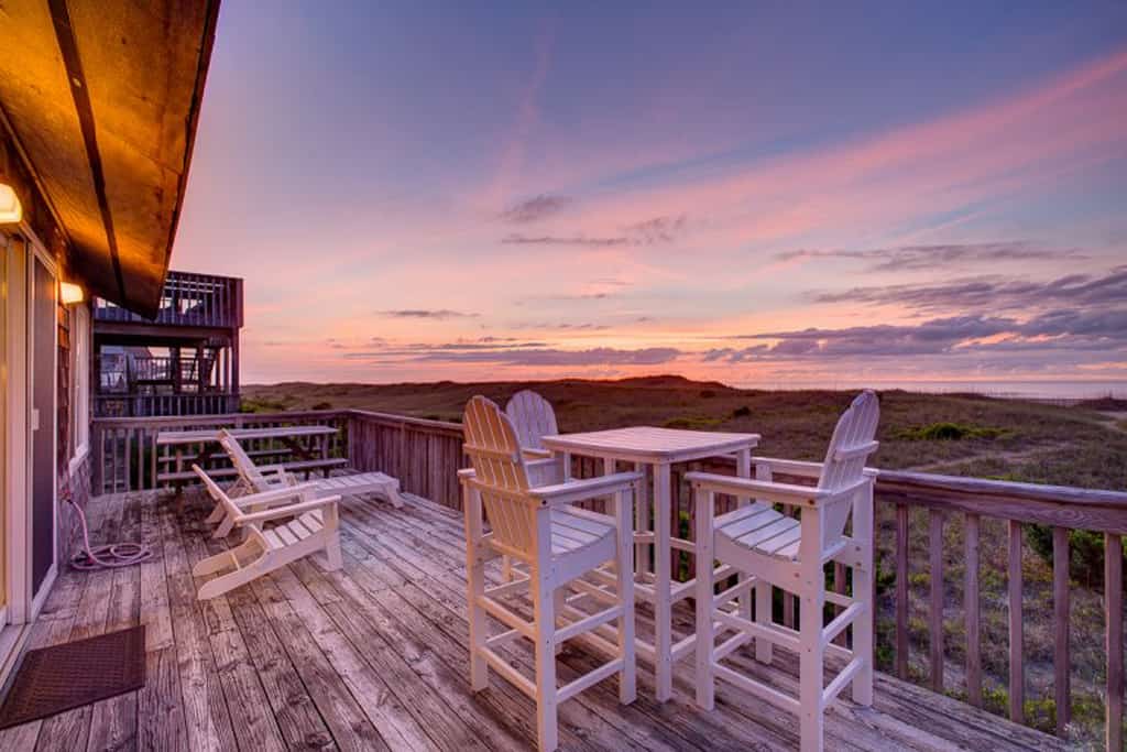 Beach Adventures 463: Oceanfront, direct beach access, views