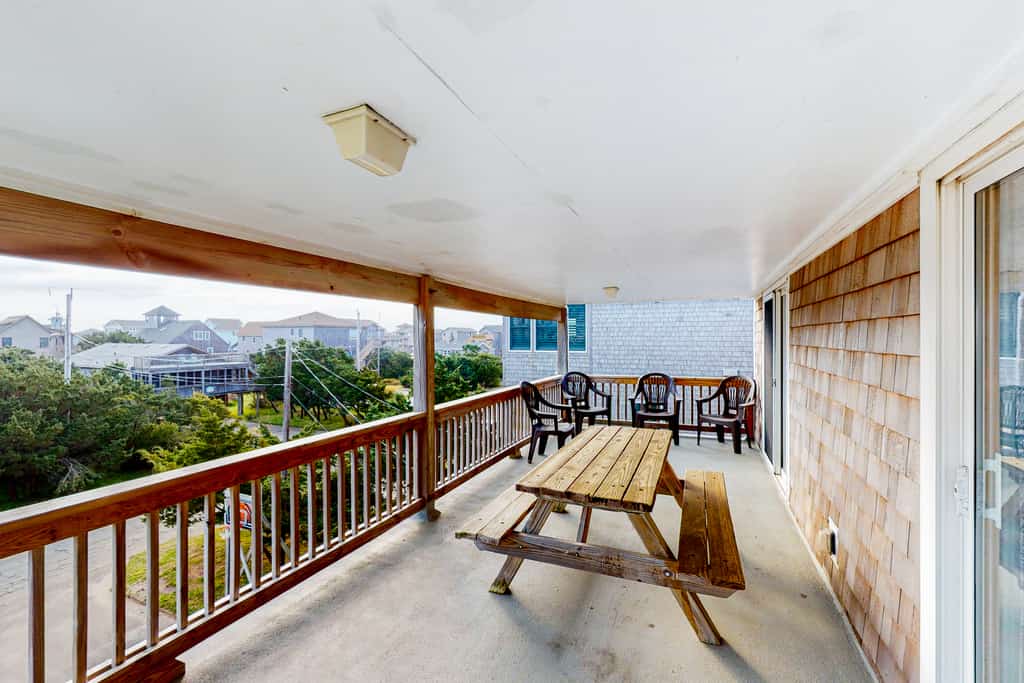 Dog-friendly House w/Central AC, Ocean View, Private Washer/Dryer, Free WiFi