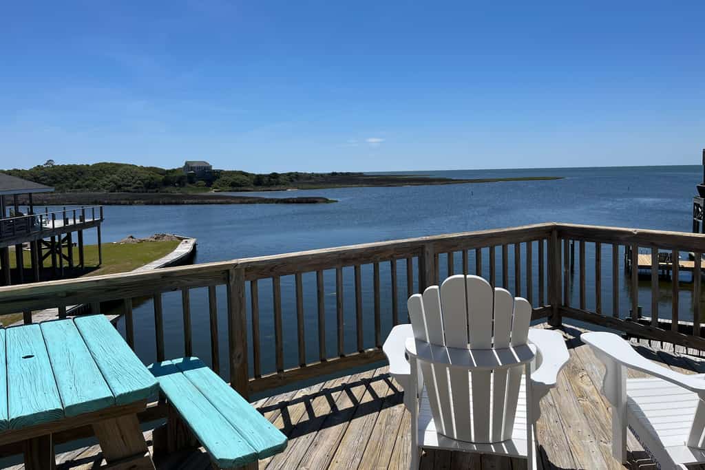 Windsurfer's Landing: Waterfront, Dog-Friendly w/Dock!