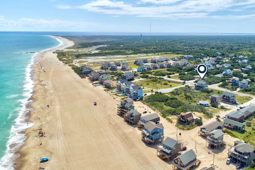 BX460 Hatteras Station