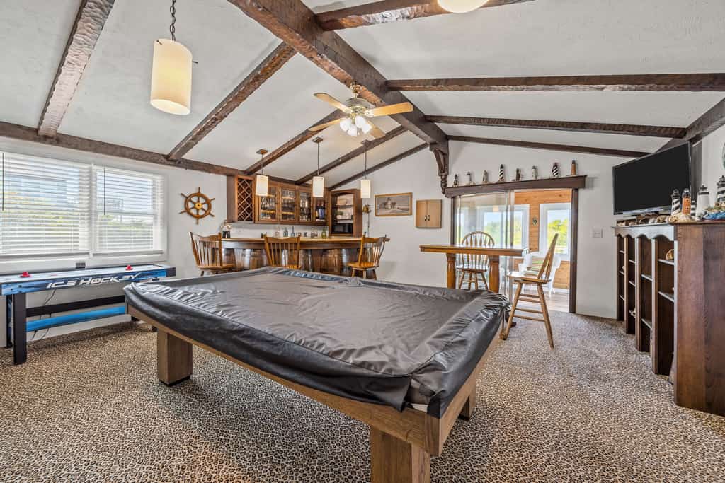 Waterfront house w/water views, private hot tub, theater room, game room/bar, AC