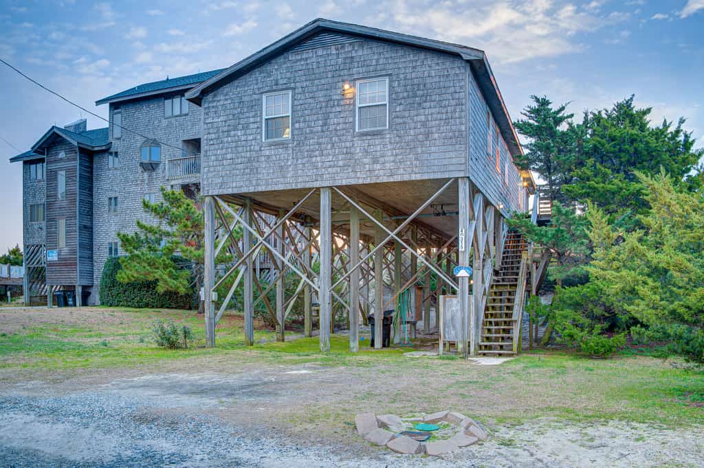 Residune 431: Ocean view w/beach walkway, outdoor pool