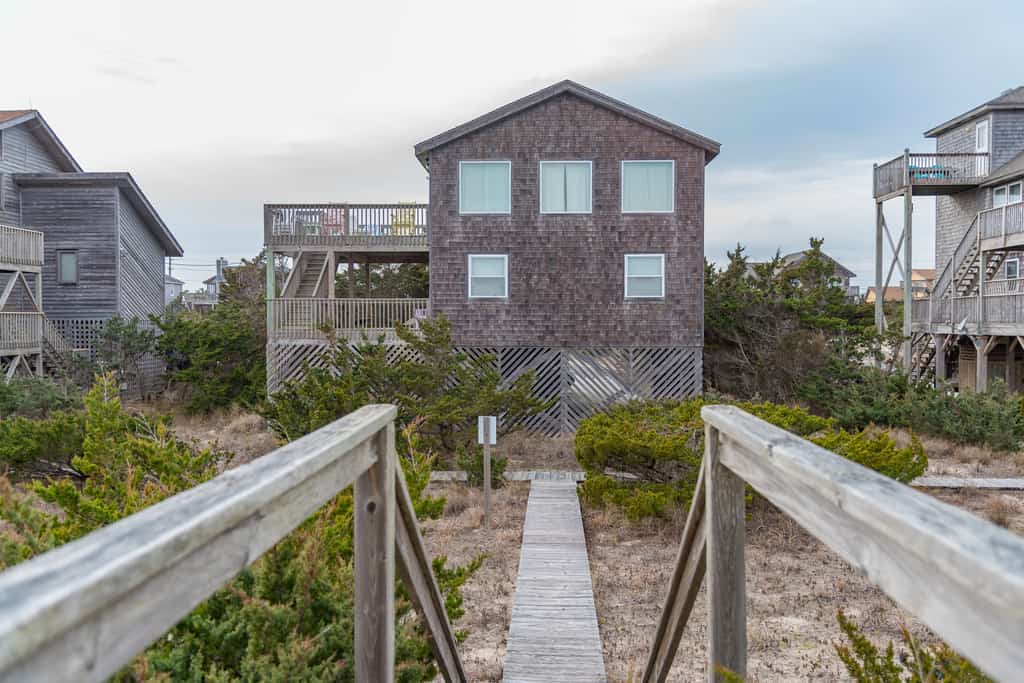 High Hopes 72: Oceanfront ,dog-friendly, outdoor pool, tennis