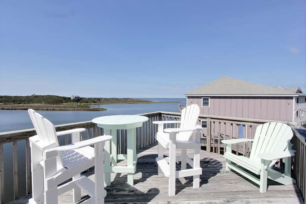 Sail Inn: Waterfront, Dog-Friendly, Private Hot Tub