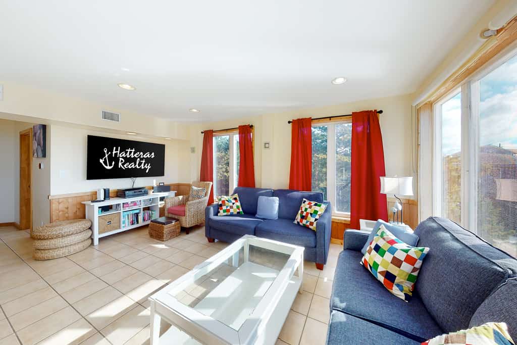 Fins Up 923: Dog-Friendly, Canalfront w/private dock, sunset views