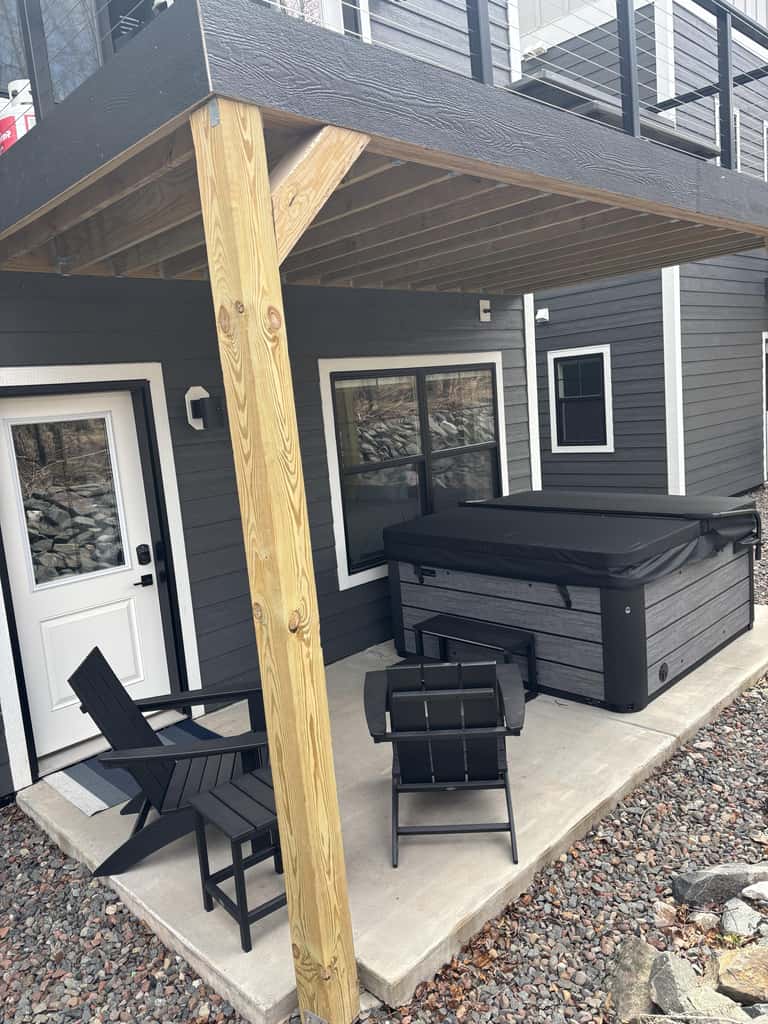 RiverWest Nordic Nest