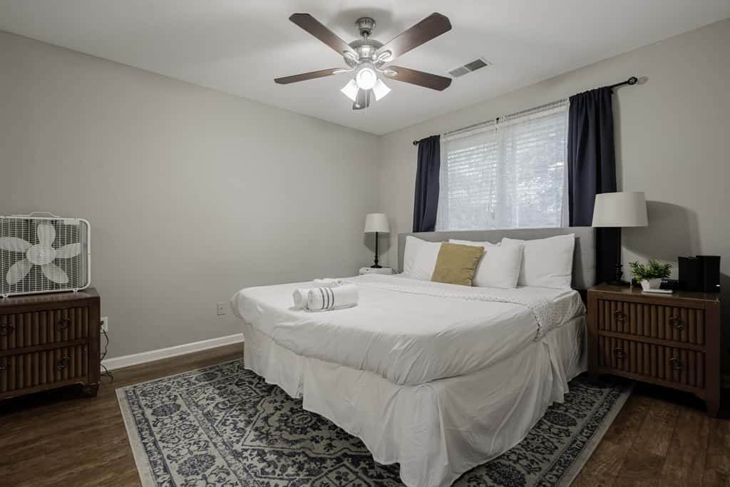 10 Mins to Lake Murray! The Dutch Creek Cottage