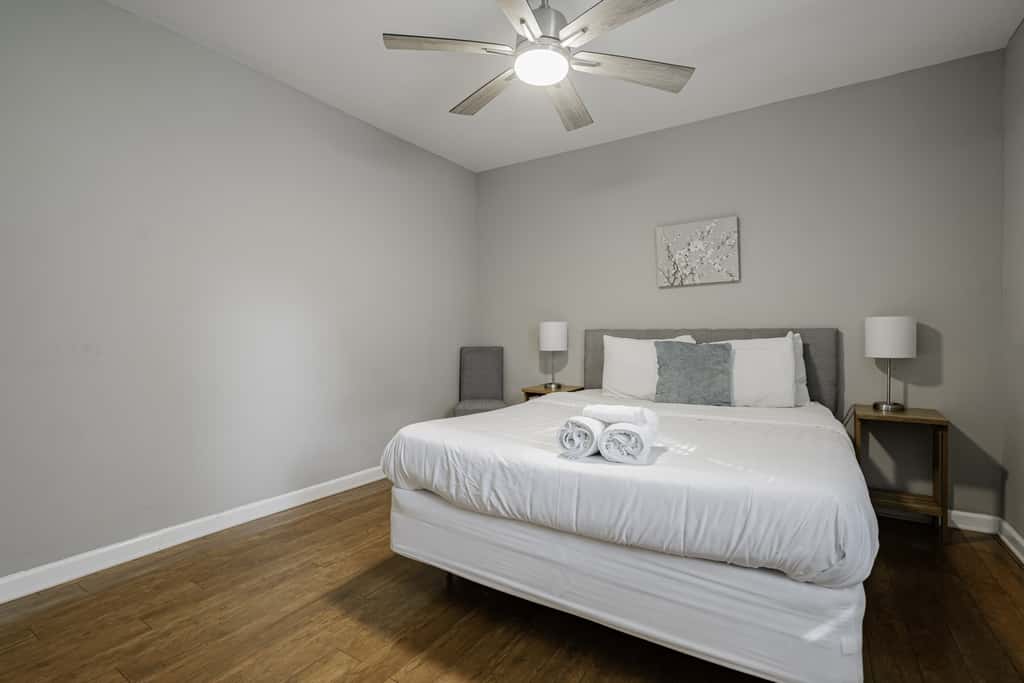 10 Mins to Lake Murray! The Dutch Creek Cottage
