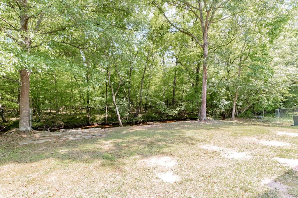 10 Mins to Lake Murray! The Dutch Creek Cottage
