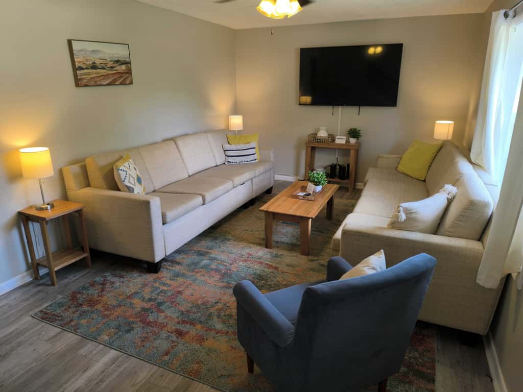 15 Mins to Columbia Airport - Win-Some At Wynnsum!
