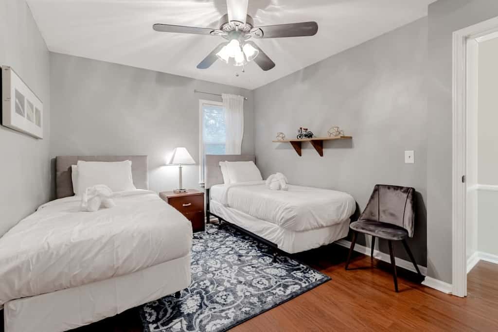 Mins to Lake Murray & Downtown - The Settle-Inn
