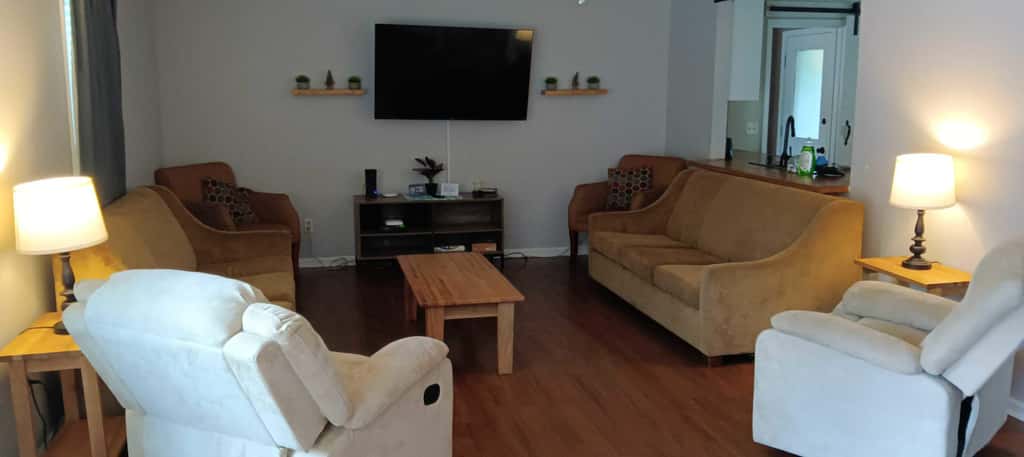 Mins to Lake Murray & Downtown - The Settle-Inn