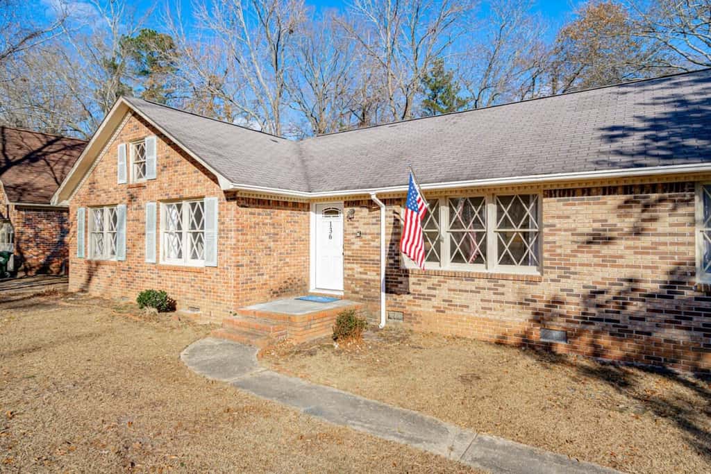 Mins to Lake Murray & Downtown! Serene on Sonning
