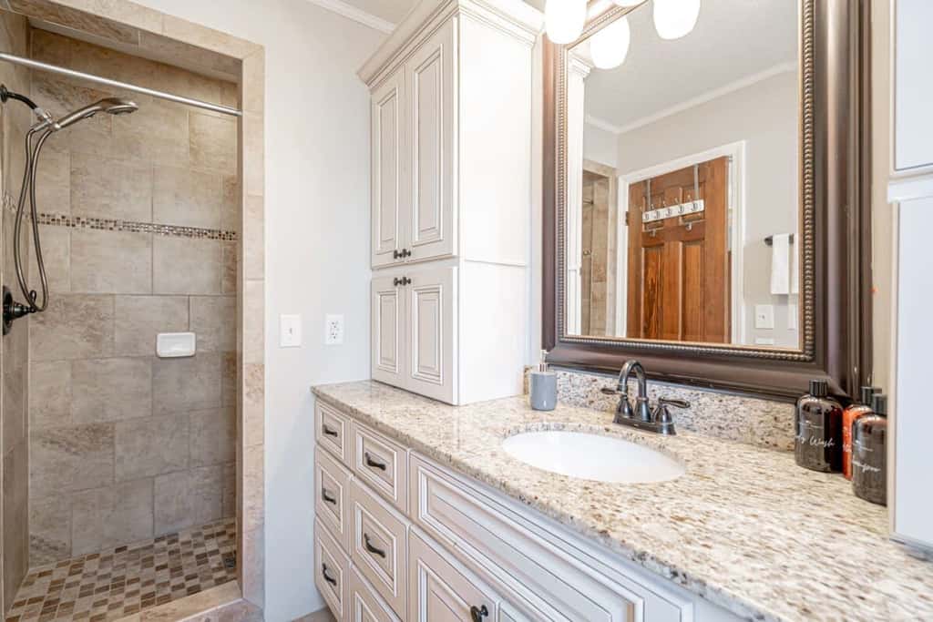 Mins to Lake Murray & Downtown! Serene on Sonning