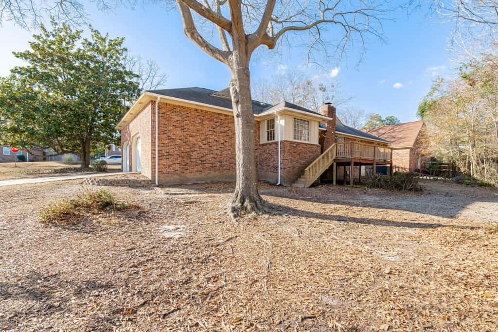 Mins to Lake Murray & Downtown! Serene on Sonning