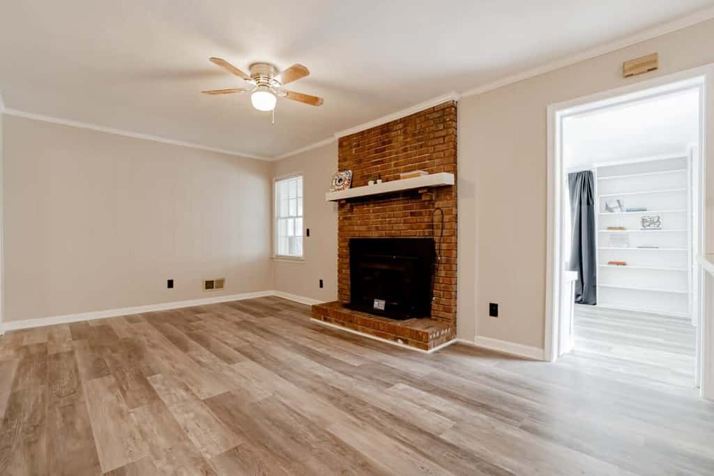 Mins to Lake Murray & Downtown! The Royal Retreat
